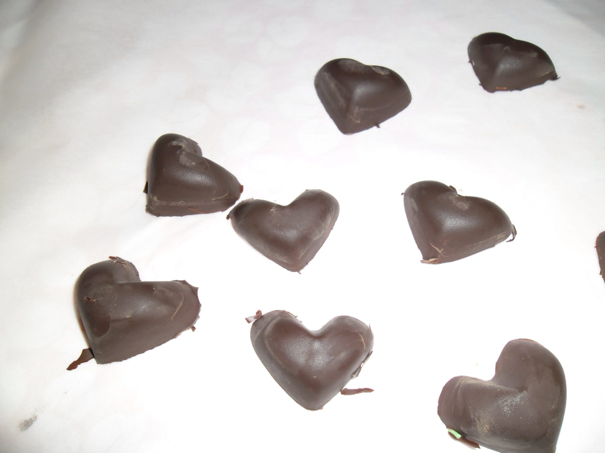 Un'immagine che ritrae cibo, ingrediente, dessert, cioccolato e giri choco.